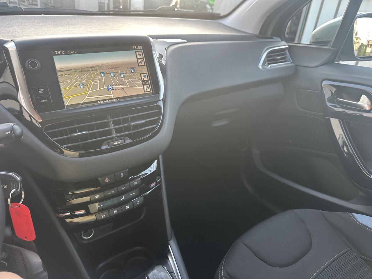 Peugeot 208 1.4 HDi 68 CV Allure 2014