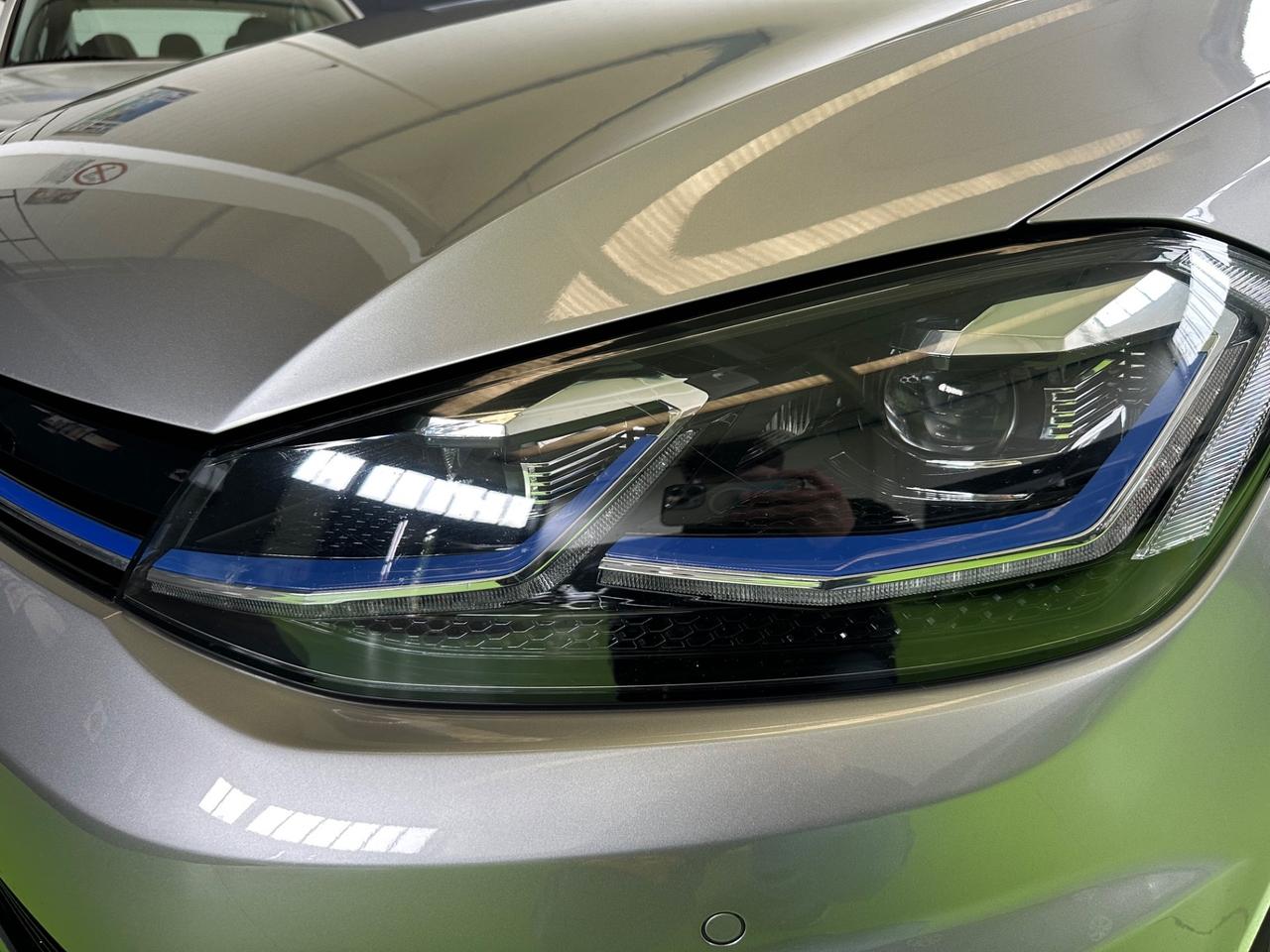 Volkswagen Golf e-Golf 136 CV full elettric