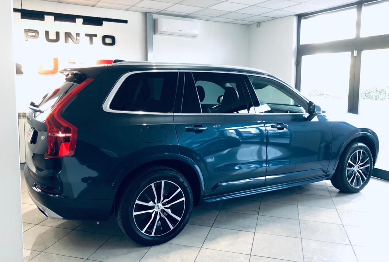 Volvo XC 90 B5 (d) AWD Geartronic Momentum 7 POSTI