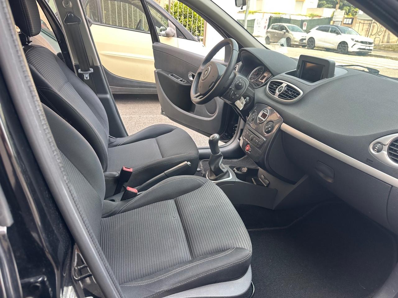 Renault Clio 1.2 16V 5 porte Live! - ok neop - euro 5