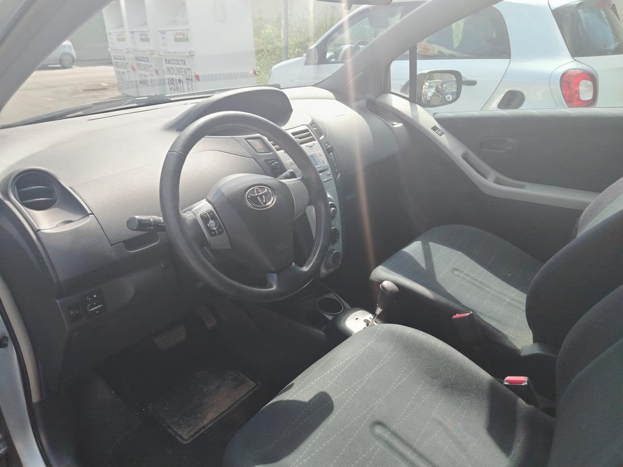 Toyota Yaris 1.4 D-4D 3 porte Sol