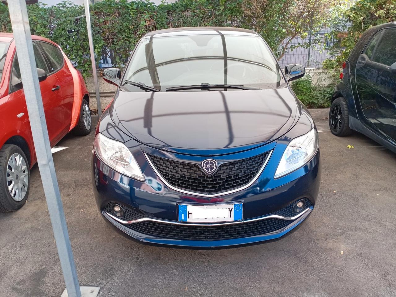 Lancia Ypsilon 1.2 69 CV 5 porte GPL Ecochic Silver