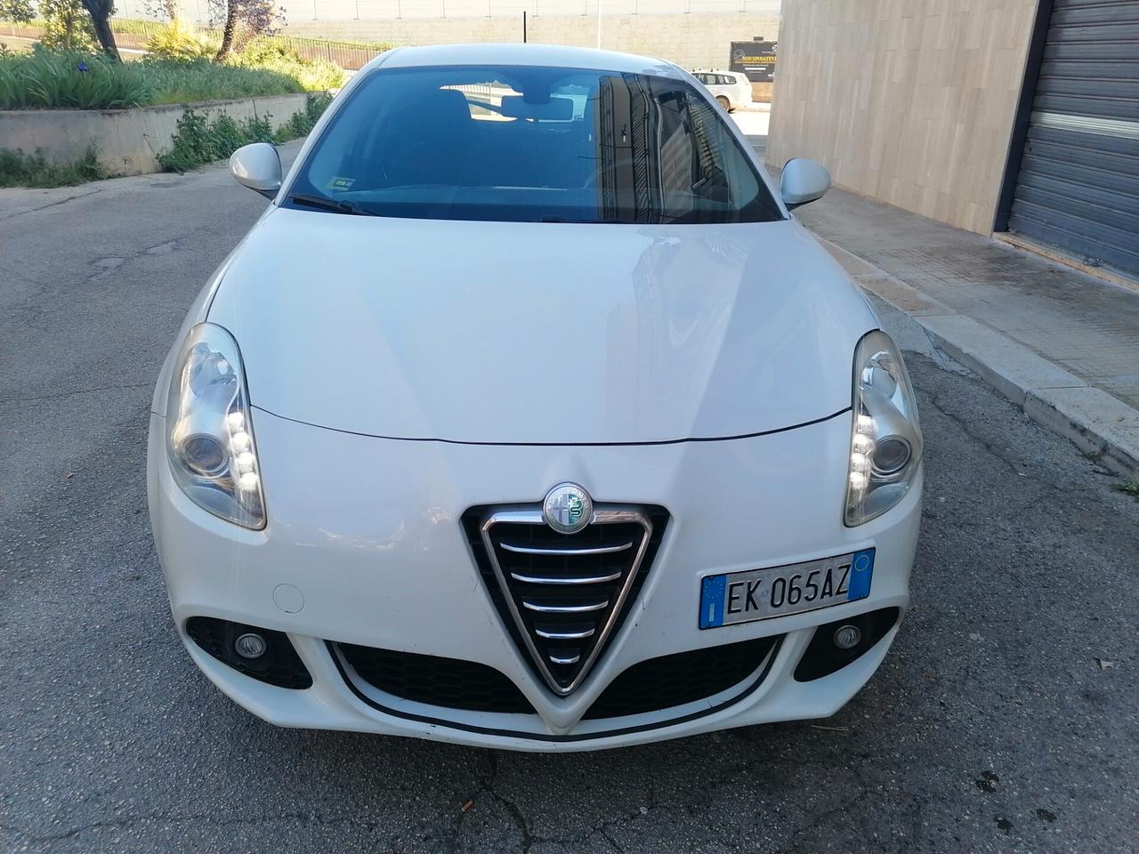 Alfa Romeo Giulietta 1.6 JTDm-2 105 CV Distinctive