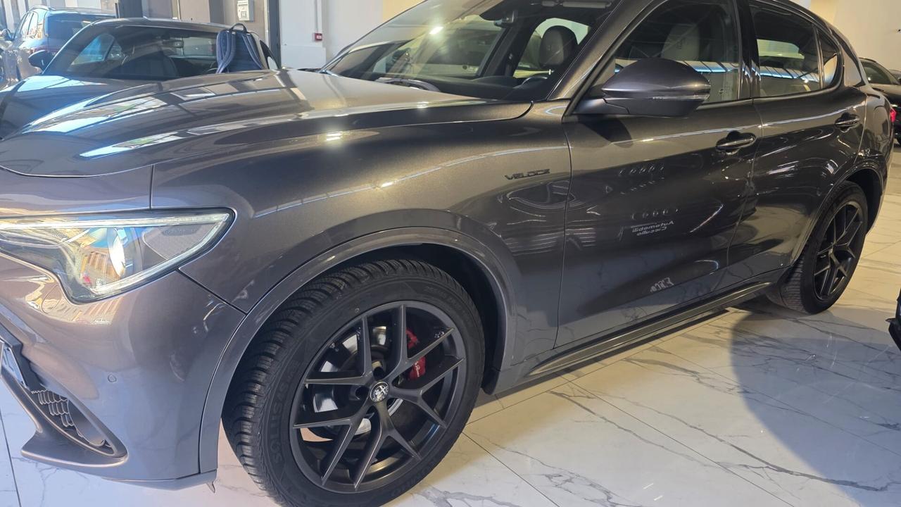 Alfa Romeo Stelvio 2.2 Turbodiesel 210 CV AT8 Q4 Veloce Tì