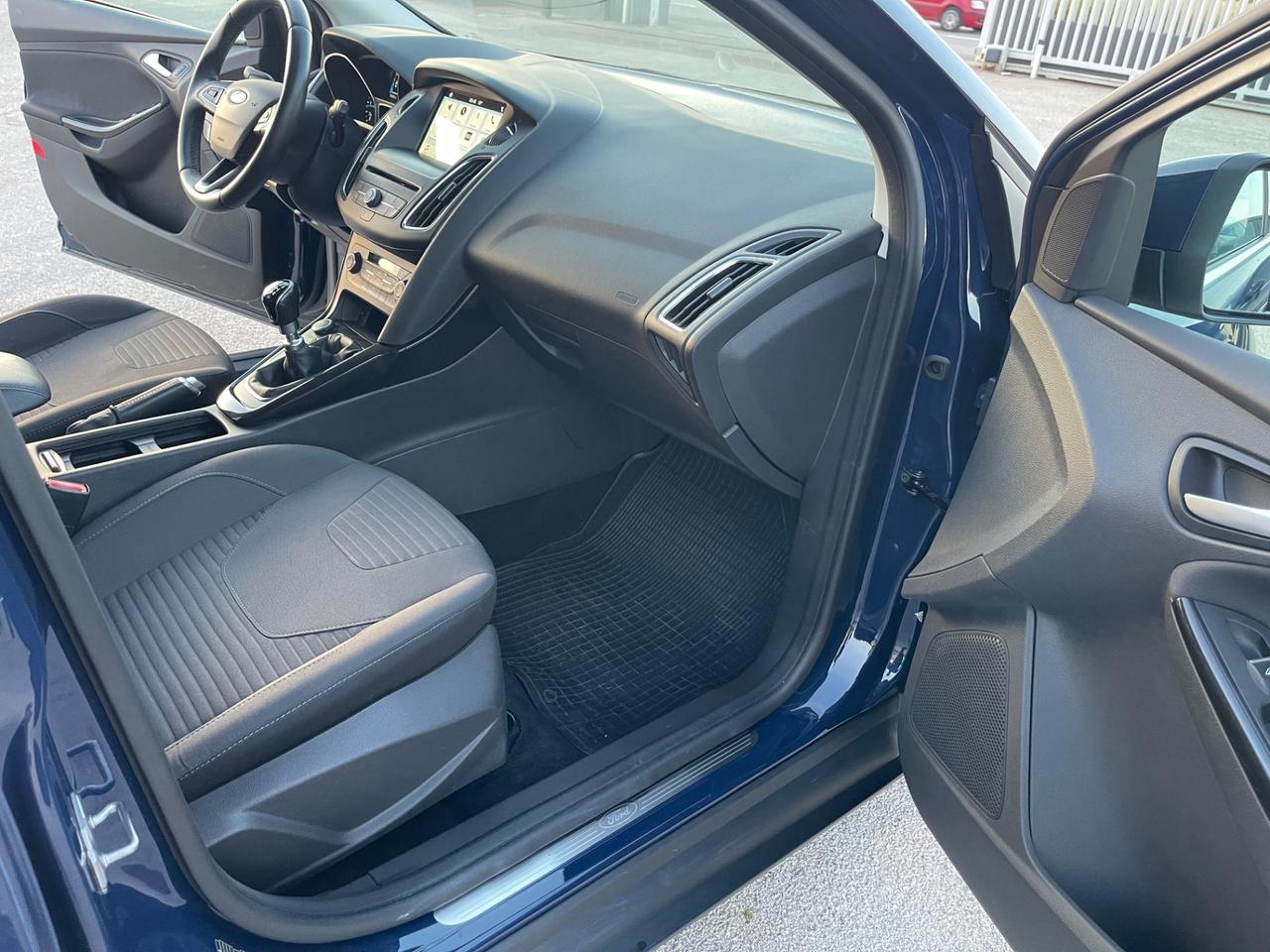 FORD FOCUS 1.5 TDCI BERLINA TITANIUM FULL MY17