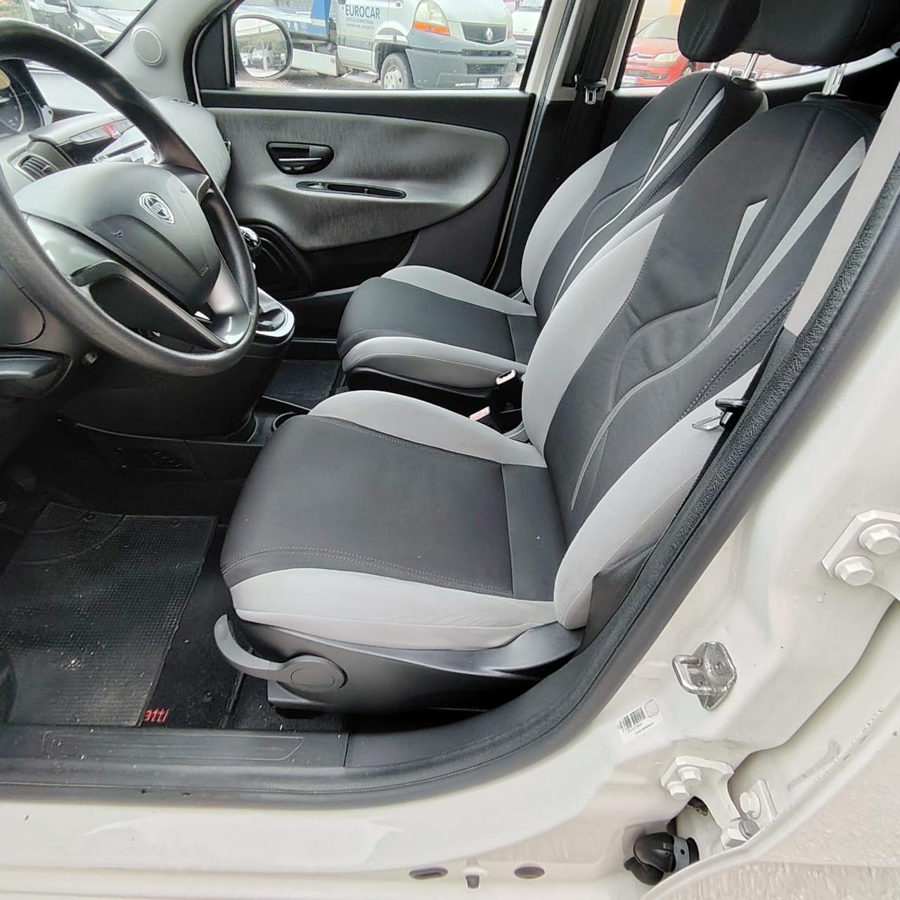 LANCIA Ypsilon 0.9 TwinAir 85 CV 5 porte Metano Ecochic Gold
