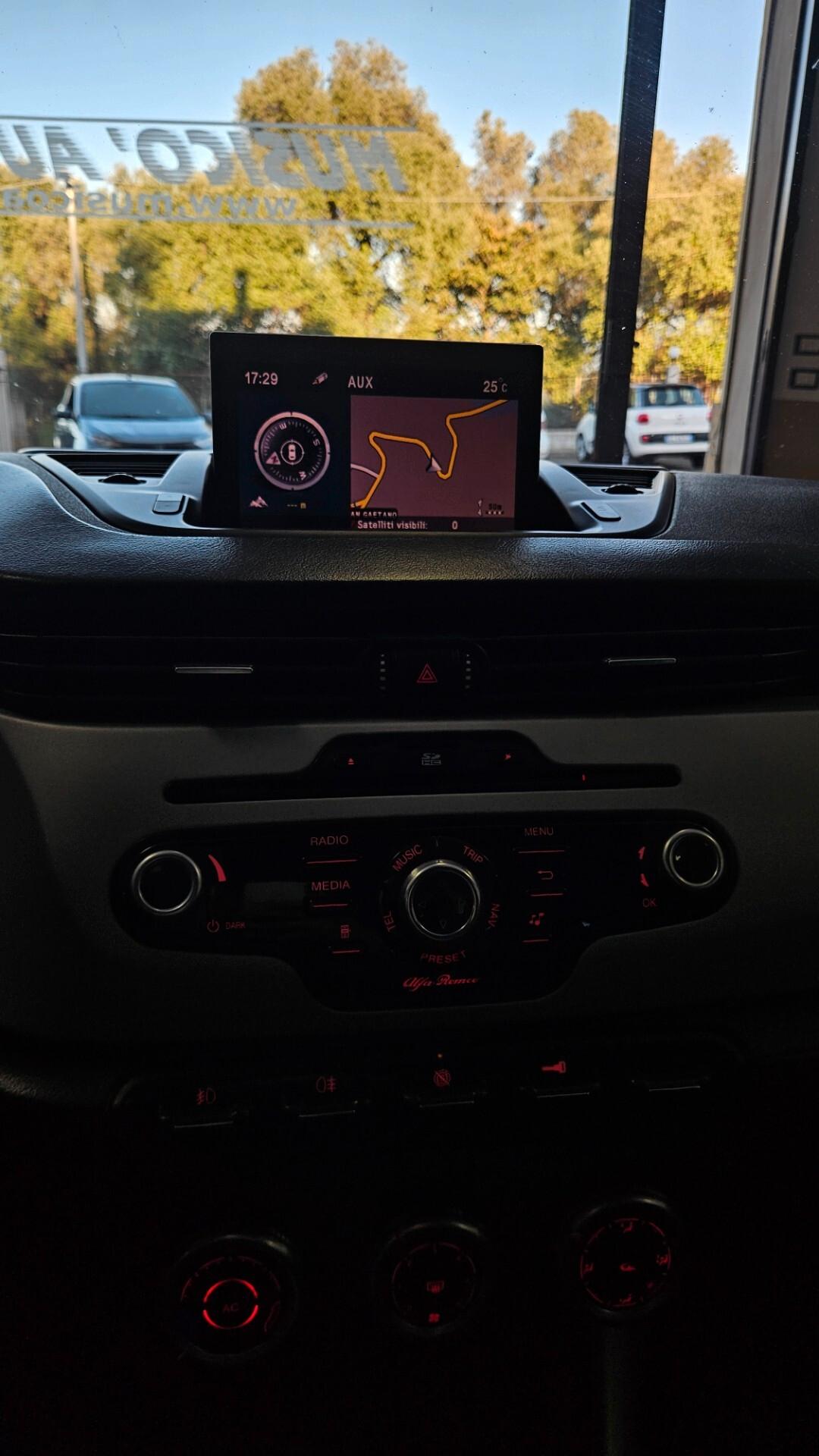 Alfa Romeo Giulietta 1.6 JTDm-2 105 CV Exclusive