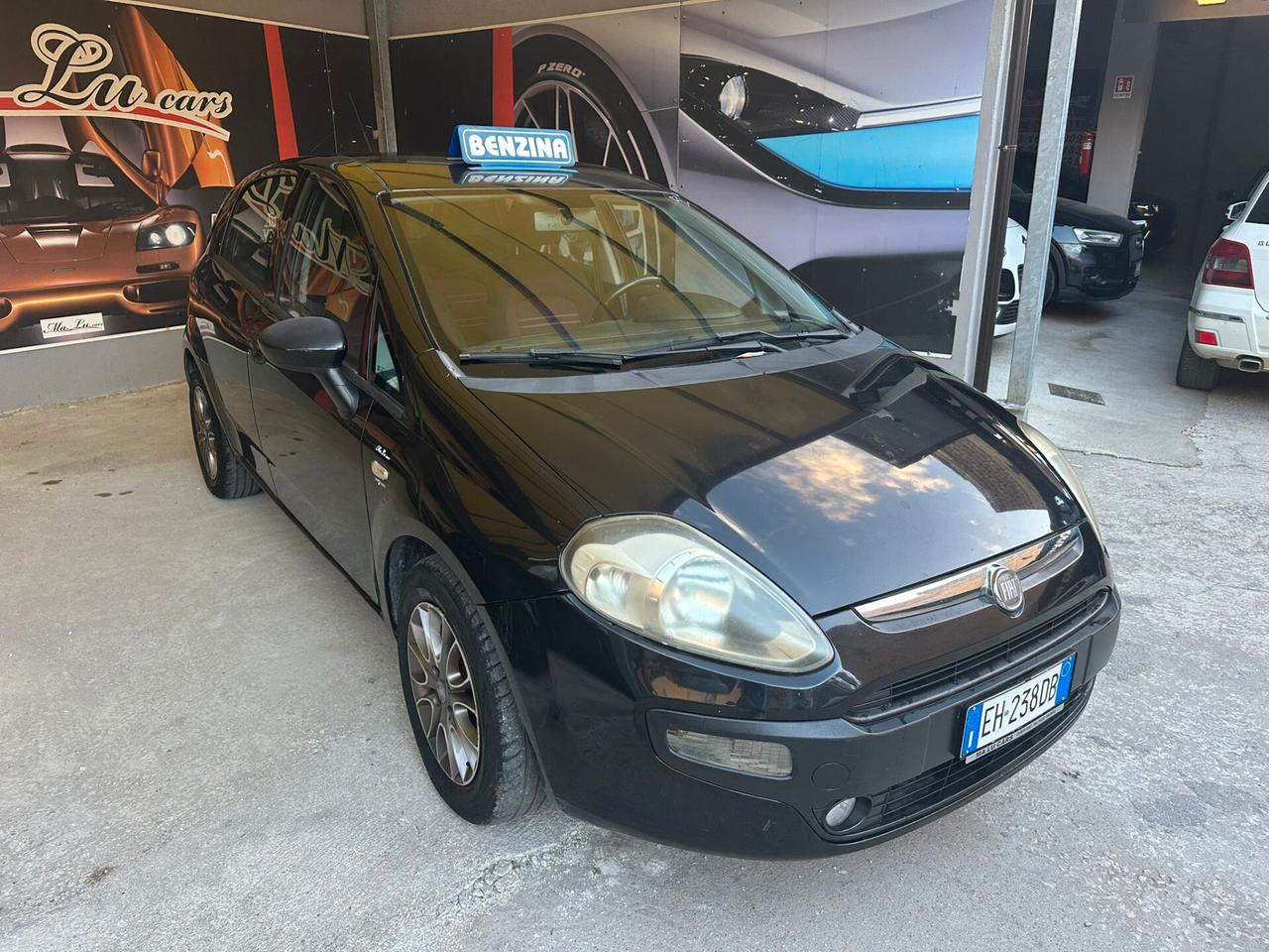 Fiat Grande Punto 1.2cc benzina 12 mesi garanzia-2011