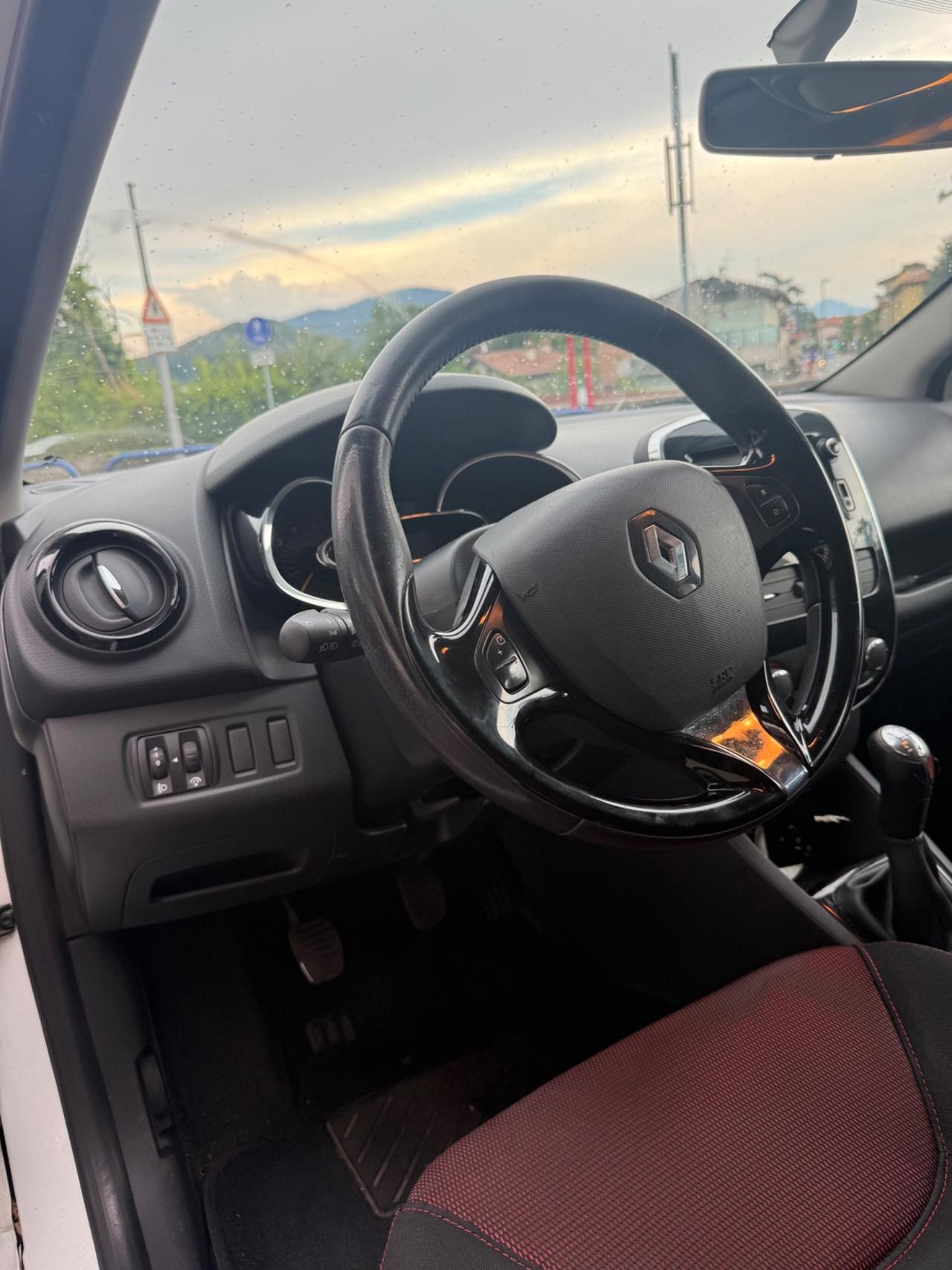 Renault Clio 1.5 dCi 8V 75CV 5 porte Live