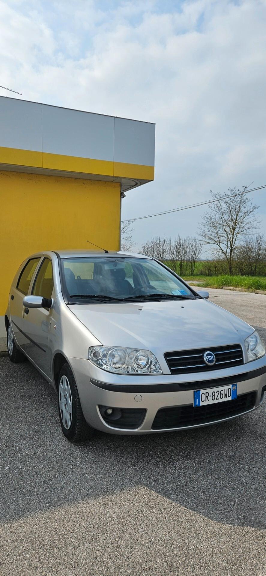 Fiat Punto 1.2i cat 5 porte EL