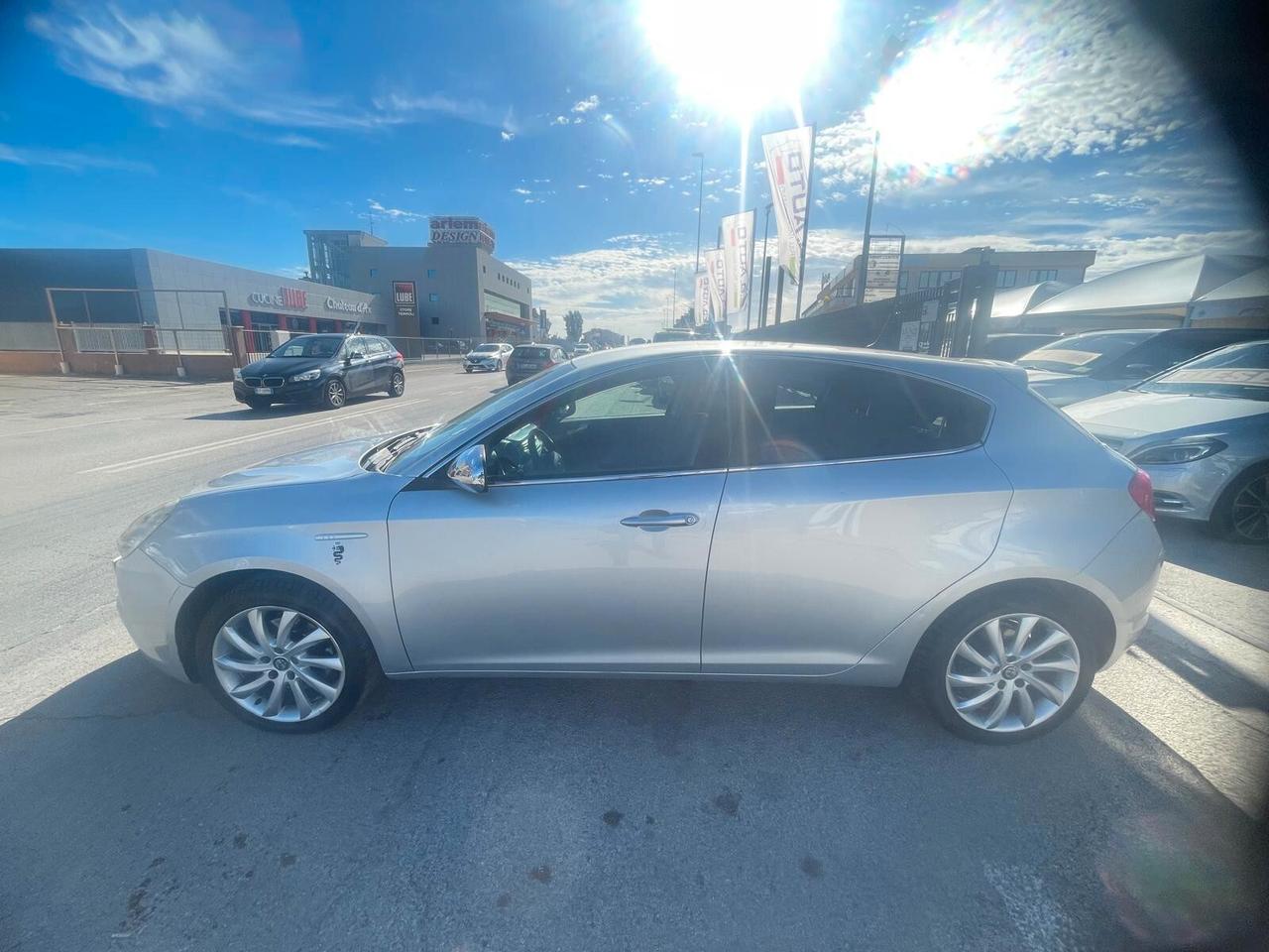Alfa Romeo Giulietta 2.0 JTDm-2 140 CV Exclusive