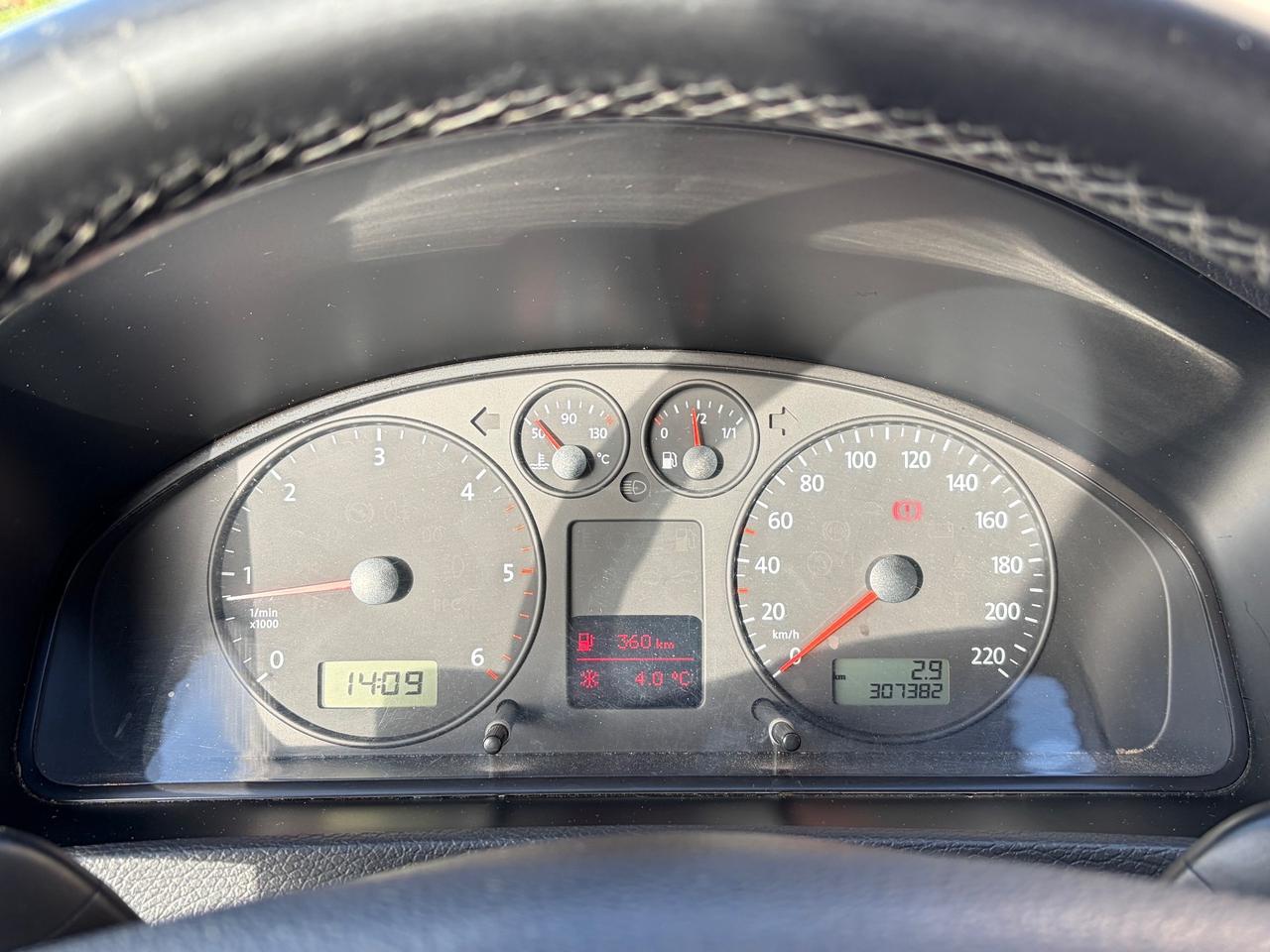 Volkswagen Multivan 2.5 TDI/174CV 4motion Highline