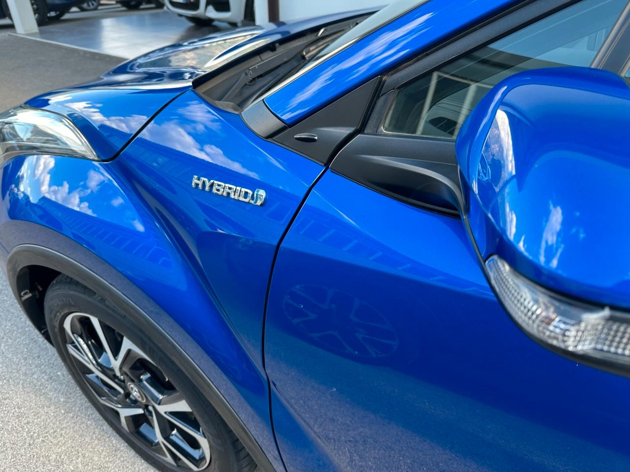 Toyota C-HR 1.8 Hybrid E-CVT Trend