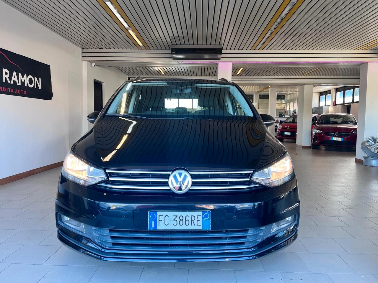 Volkswagen Touran 1.6 TDI DSG Comfortline BlueMotion Technology