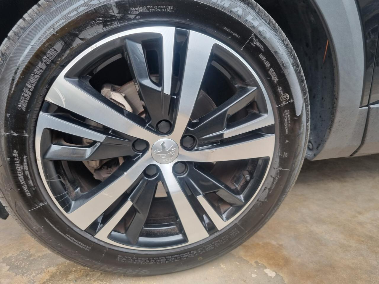 Peugeot 5008 BlueHDi 130 S&S EAT8 GT