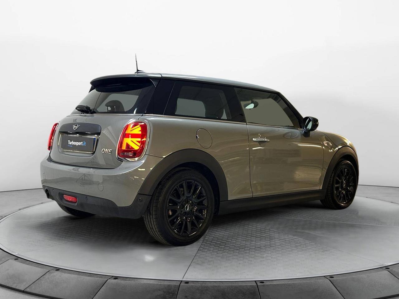 MINI Mini One 55kW Baker Street 3 Porte