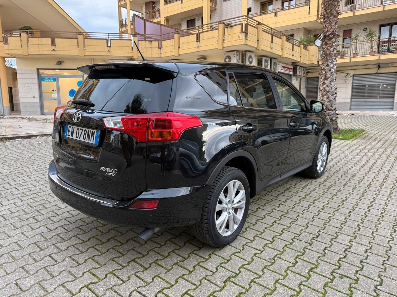 Toyota RAV 4 RAV4 2.0 D-4D 4WD Lounge