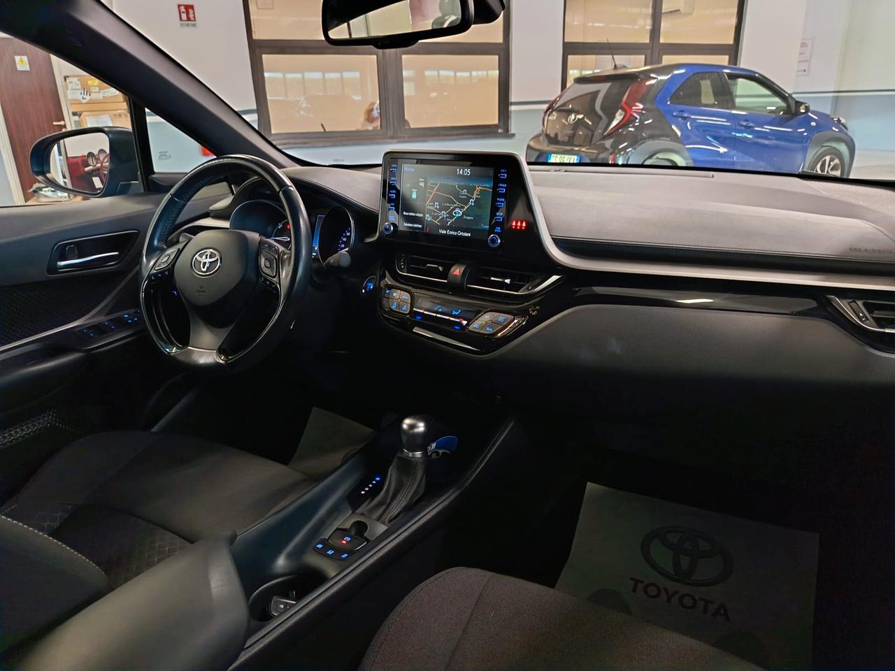 Toyota C-HR 1.8 Hybrid E-CVT Business