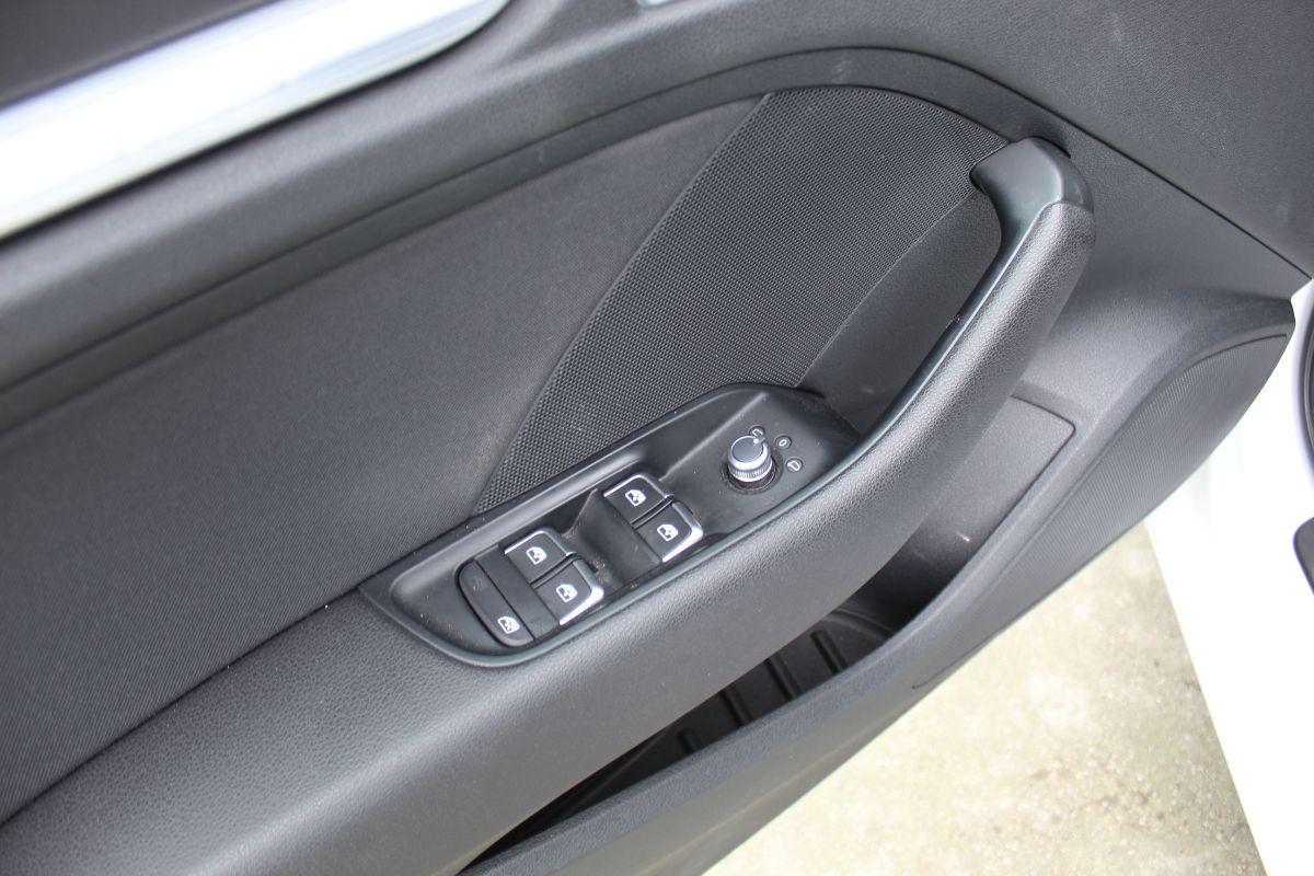 AUDI - A3 - SPB 1.6 TDI Sport