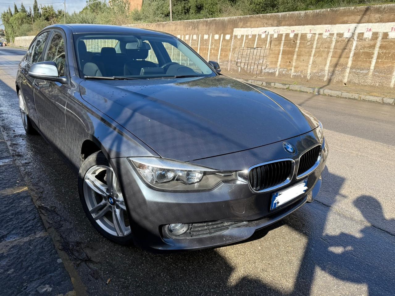 Bmw 318D 2.0D 143cv Berlina SPORT DA VETRINA2015
