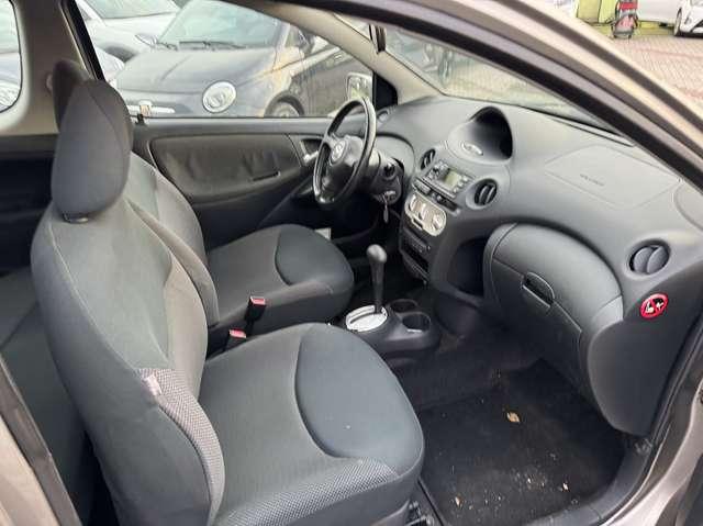 Toyota Yaris 3p 1.3 Sol auto