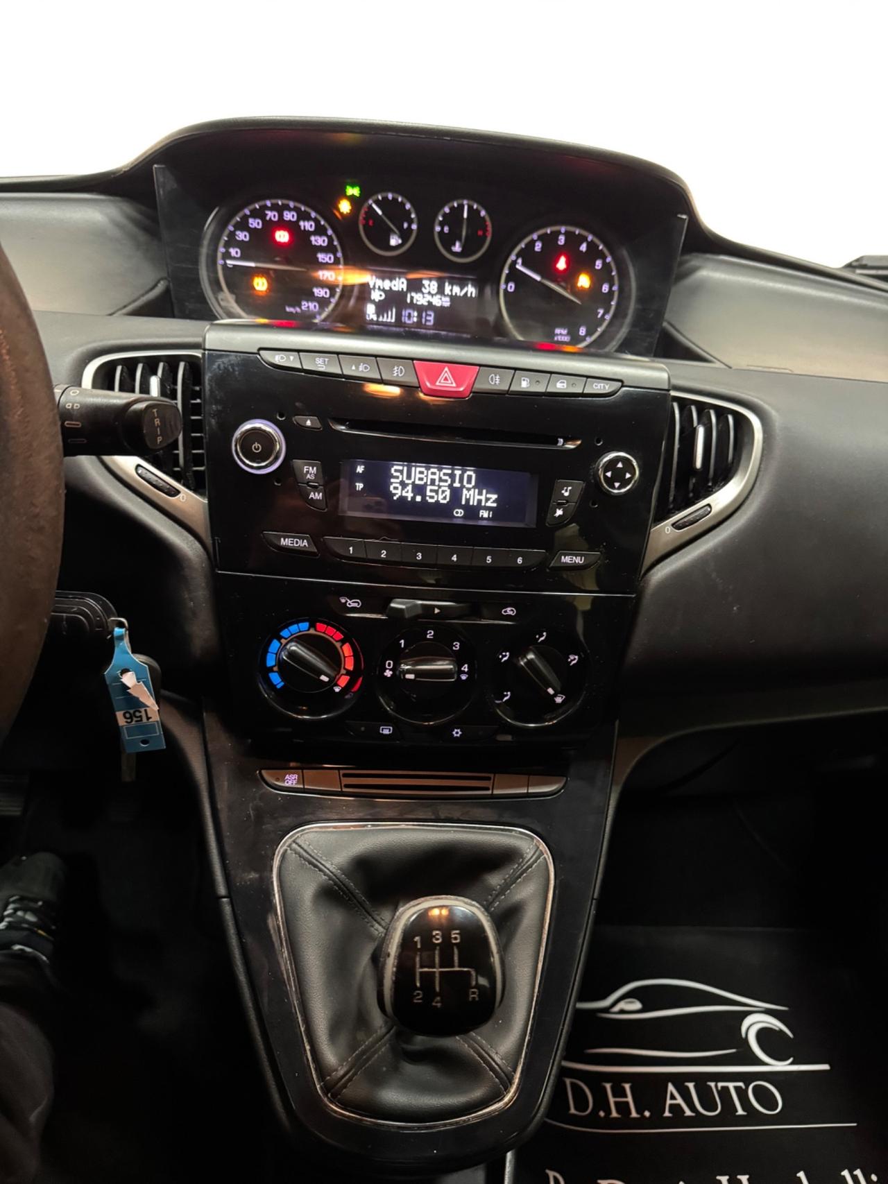 Lancia Ypsilon 1.2 69 CV 5 porte GPL Ecochic Gold