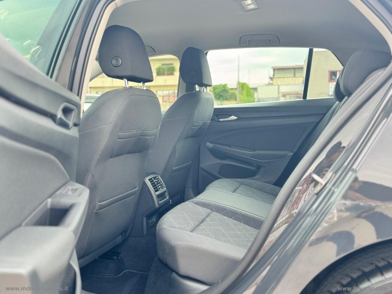VOLKSWAGEN Golf 1.5 TGI DSG Style KM REALI CERTIFICATI.