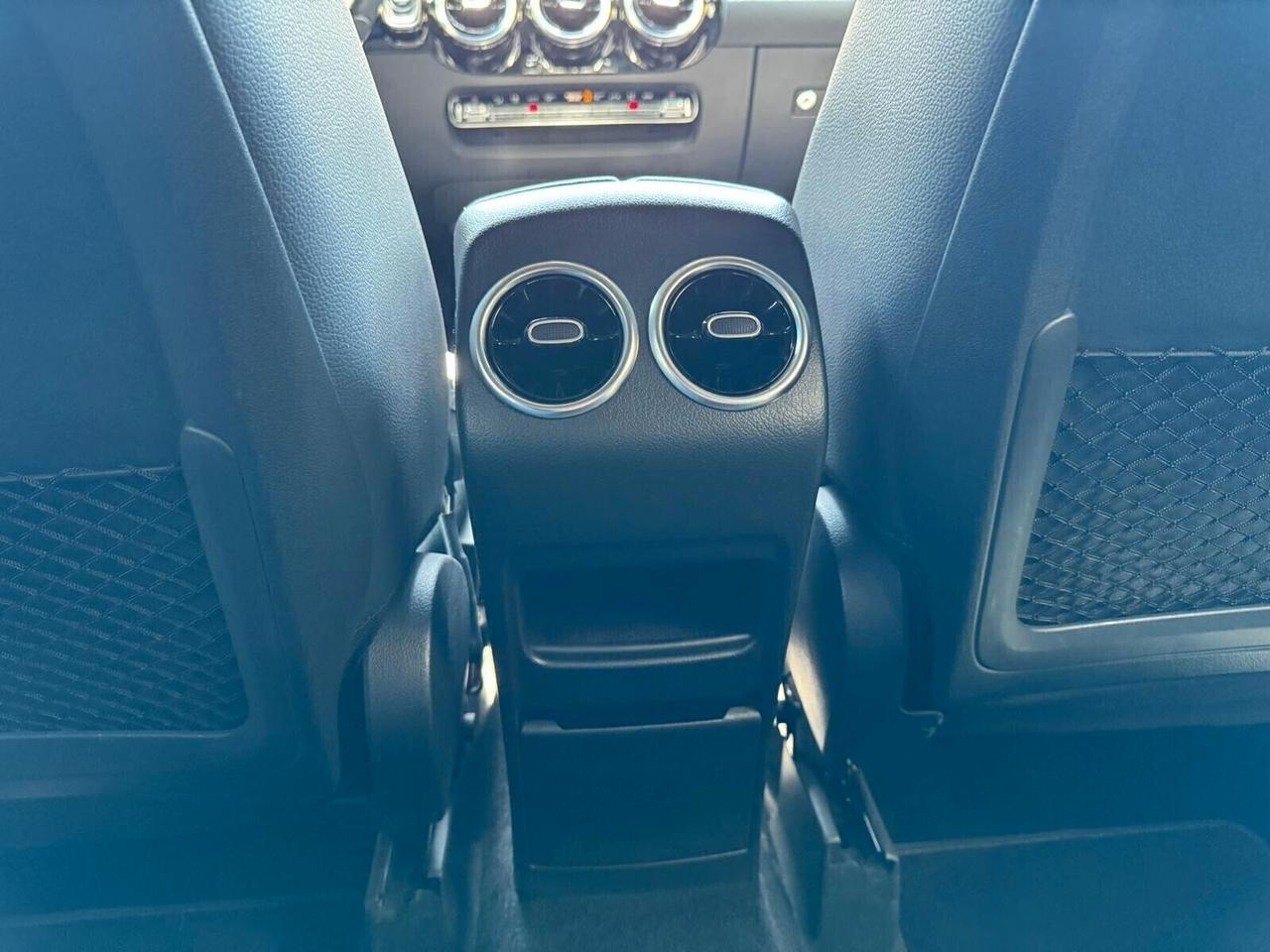 MERCEDES B 180 D AUTOMATIC SPORT NEOP NIGHT PACK