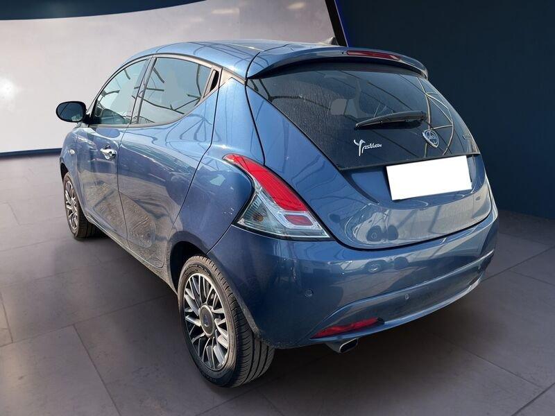 Lancia Ypsilon III 2021 1.0 firefly hybrid Gold s&s 70cv