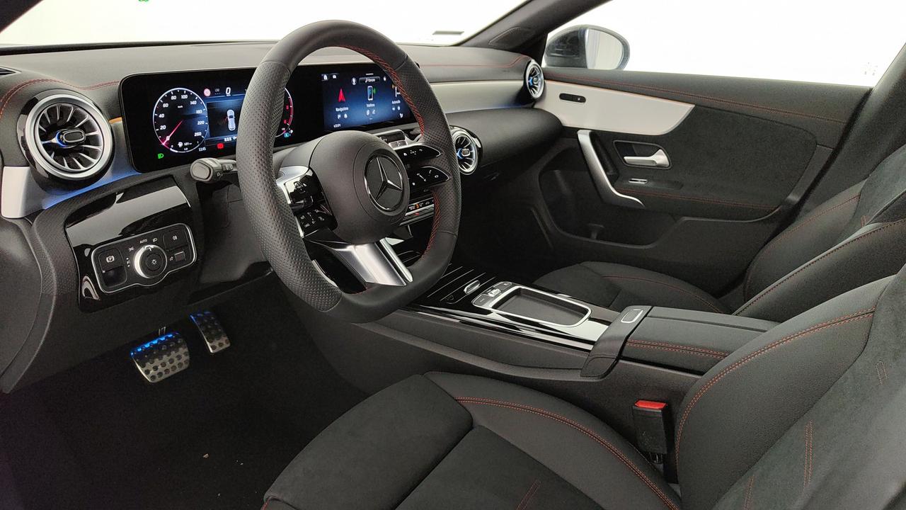 Mercedes-Benz CLA Shooting Brake 200 d AMG Line Advanced Plus auto
