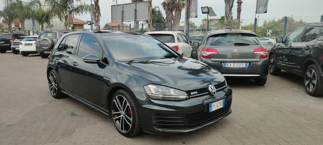 Volkswagen Golf 7 GTD 2.0 TDI full optional da vetrinaaaa