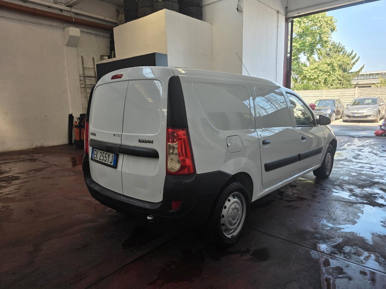 Dacia Logan Furgovan 1.6 GPL 60.000 km