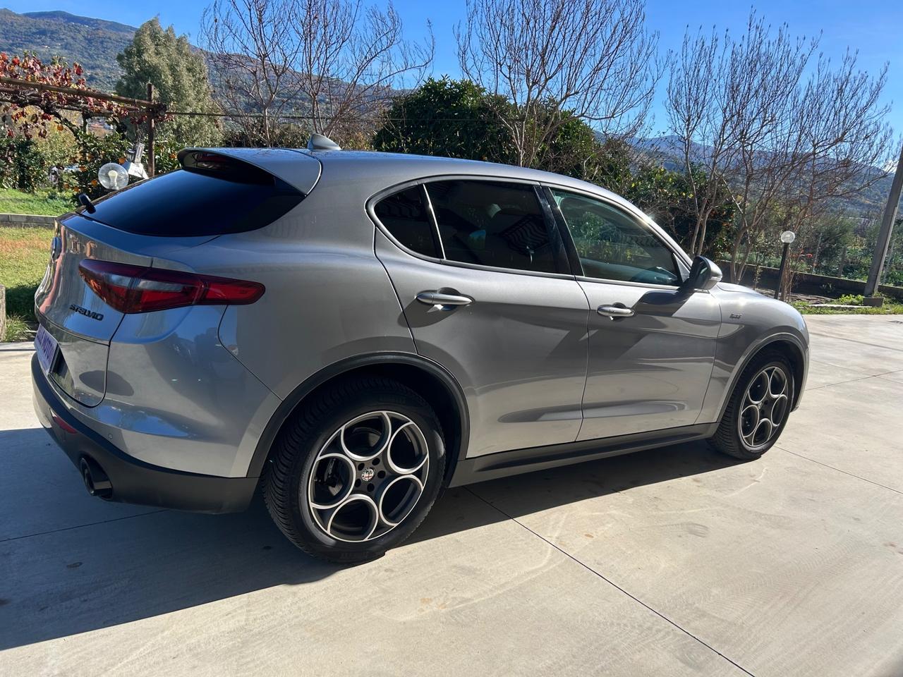 Alfa Romeo Stelvio 2.2 Turbodiesel 190 CV AT8 Q4 Sprint