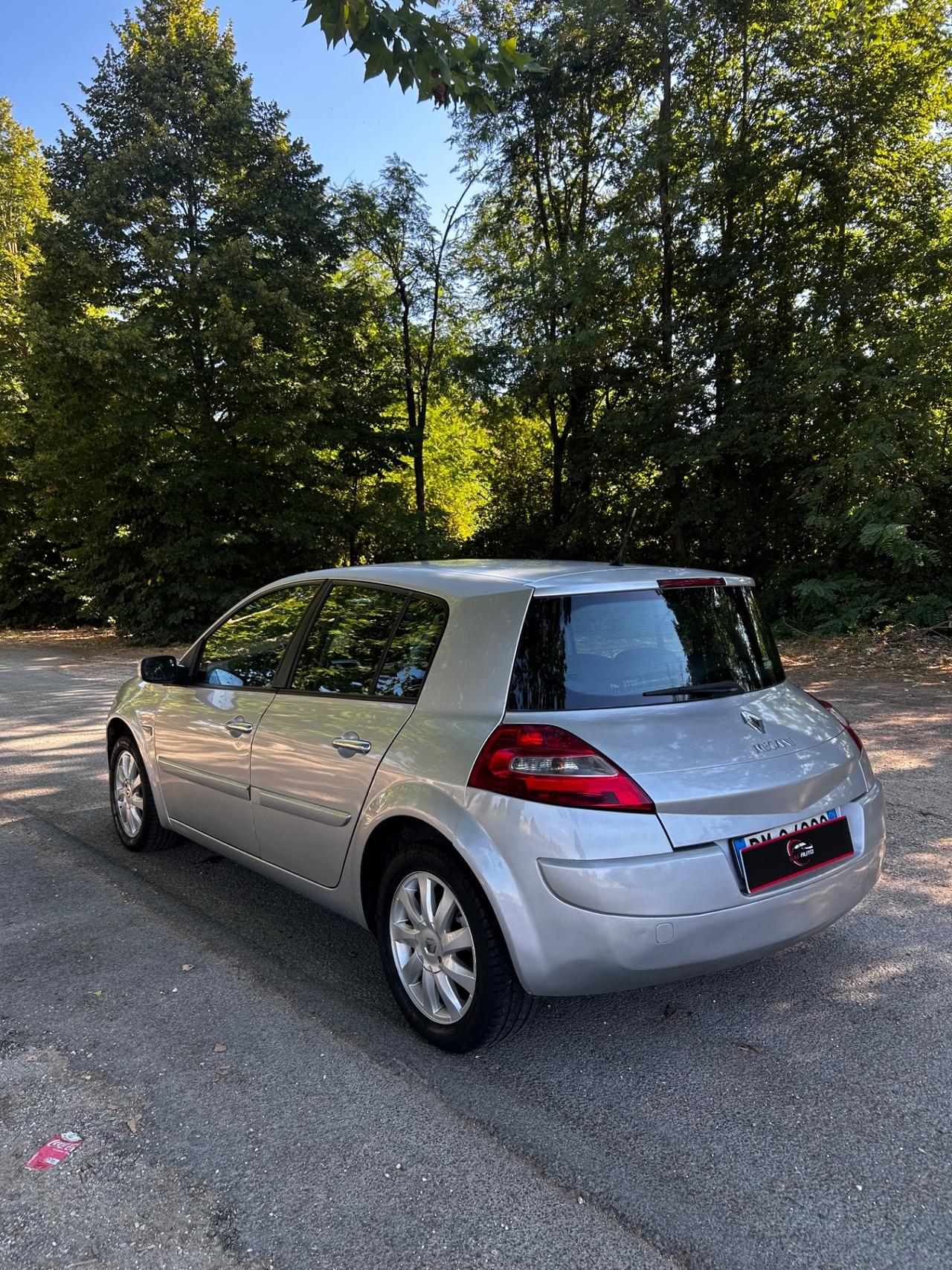 Renault Megane Mégane 1.5 dCi/105CV 5 porte Serie Speciale