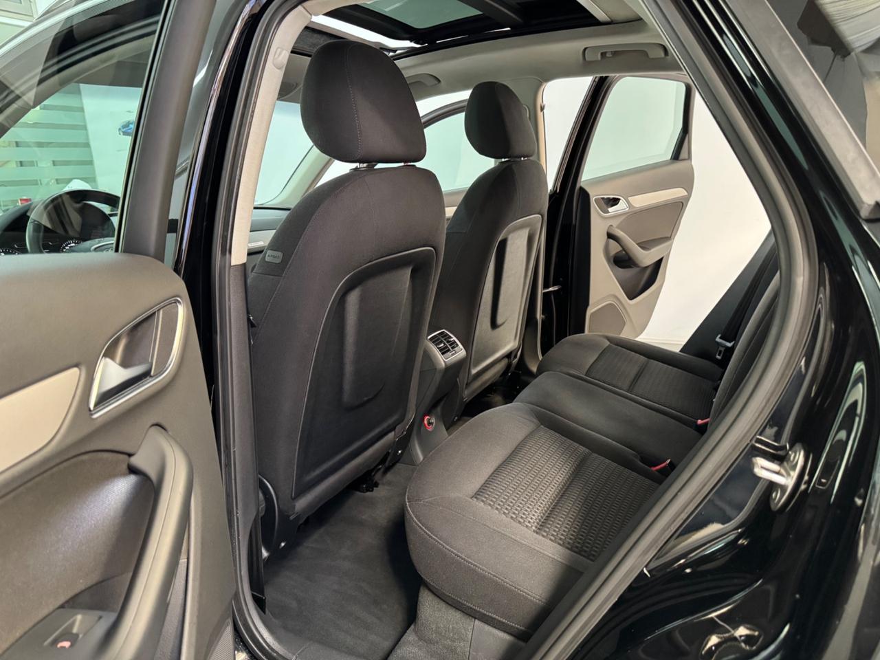 Audi Q3 2.0 TDI Quattro 140/CV con Tetto Apribile