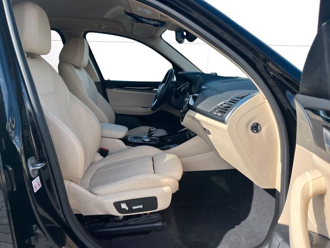 BMW x3 Xdrive20d mhev 48V auto