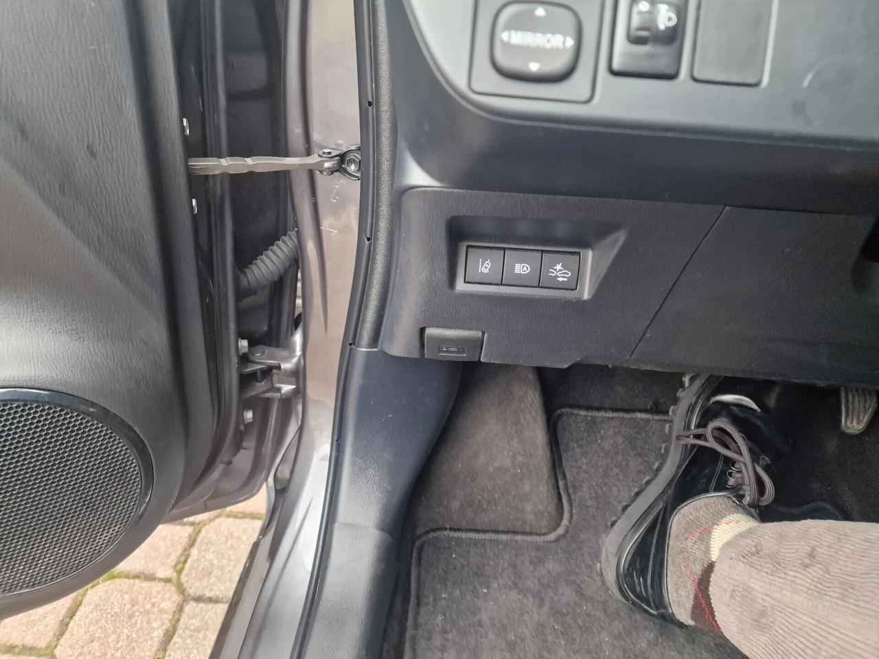 Toyota Yaris 1.5 Hybrid 5 porte Lounge
