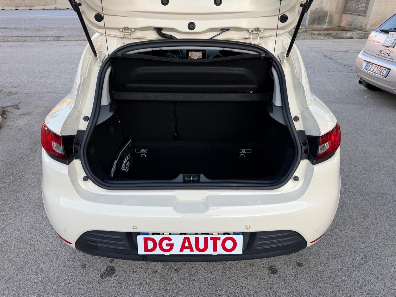 Renault Clio 1.5 dCi 90 cv 2017 navigatore