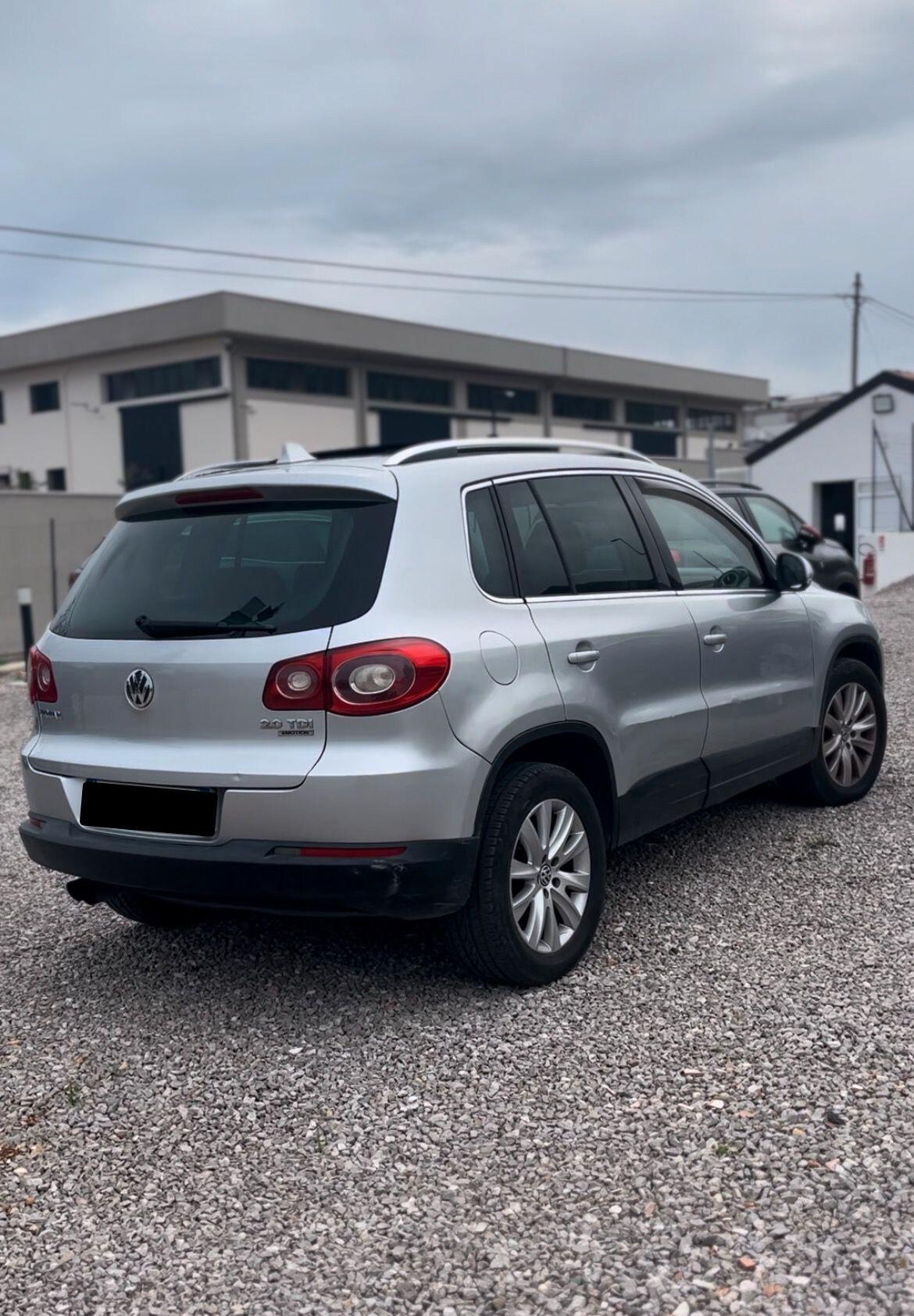 Volkswagen Tiguan 2.0 16V TDI DPF Sport & Style (18°)