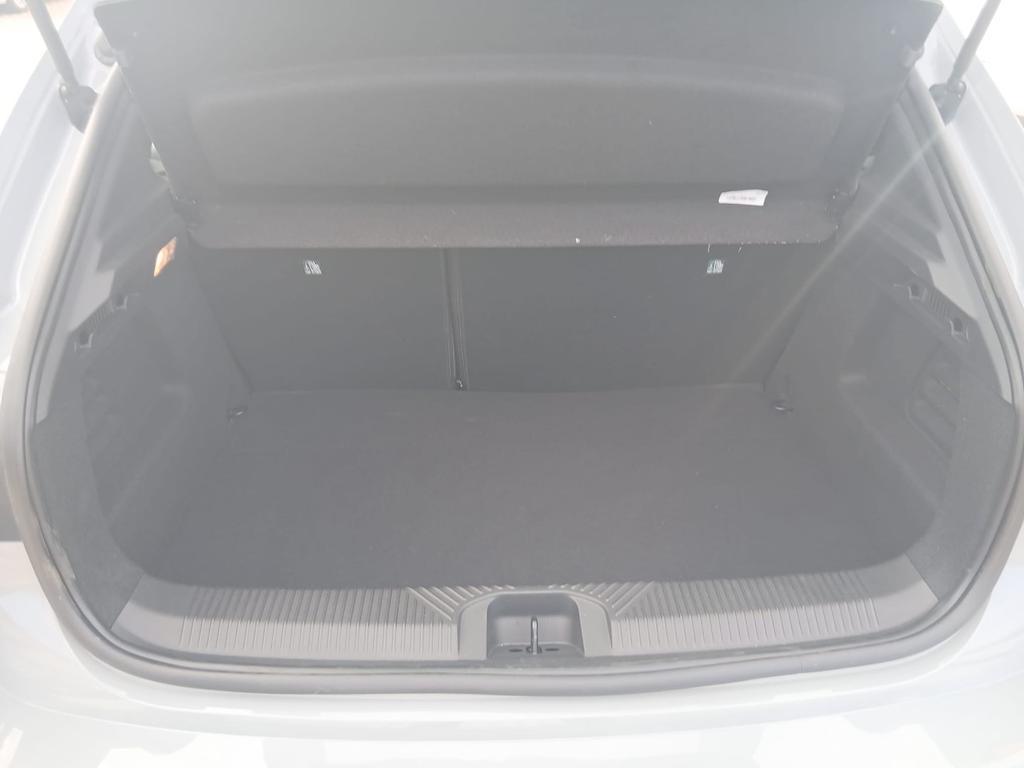 Renault Clio 1.8 full hybrid E-Tech Evolution Auto