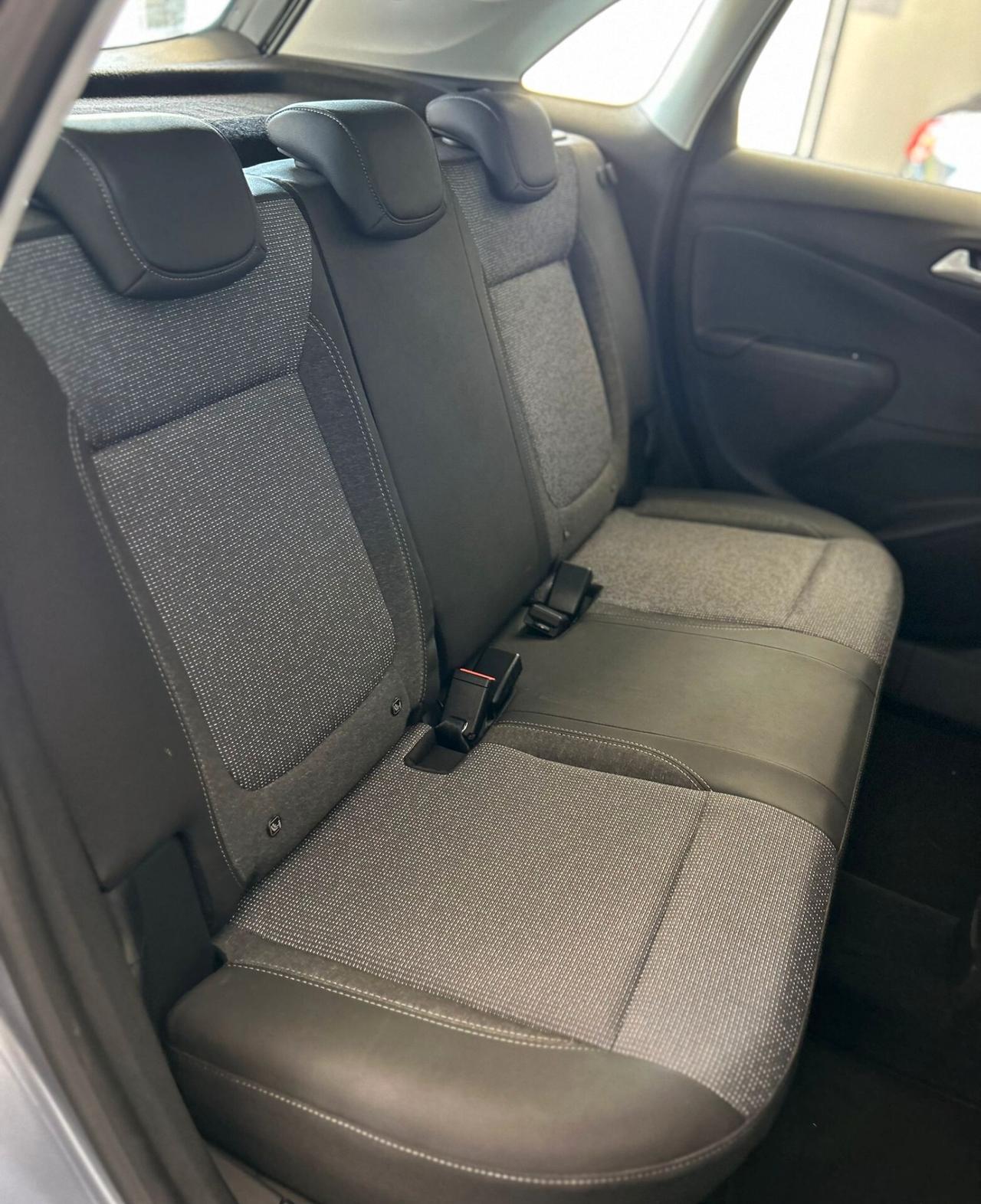 Opel Crossland X 1.5 CDTI Elegance