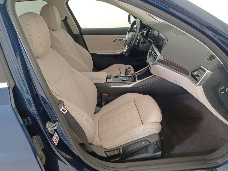 BMW Serie 3 G21 2019 Touring Diese 320d Touring xdrive Luxury auto