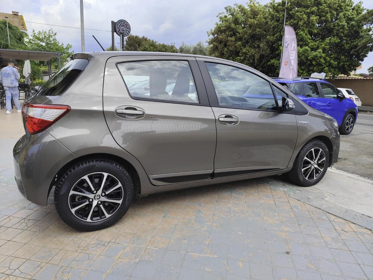 Toyota Yaris 1.5 Hybrid 5 porte Active