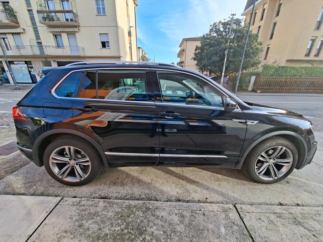 Volkswagen Tiguan 1.5 tsi Style 130cv R-line