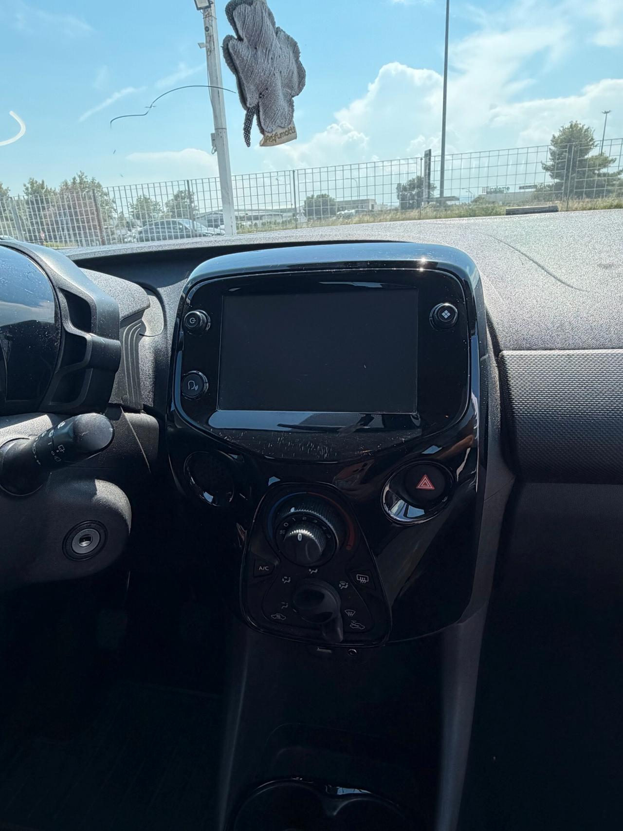 Citroen C1 VTi 72 S&S Shine NEOPATENTATI / PPE NUDE