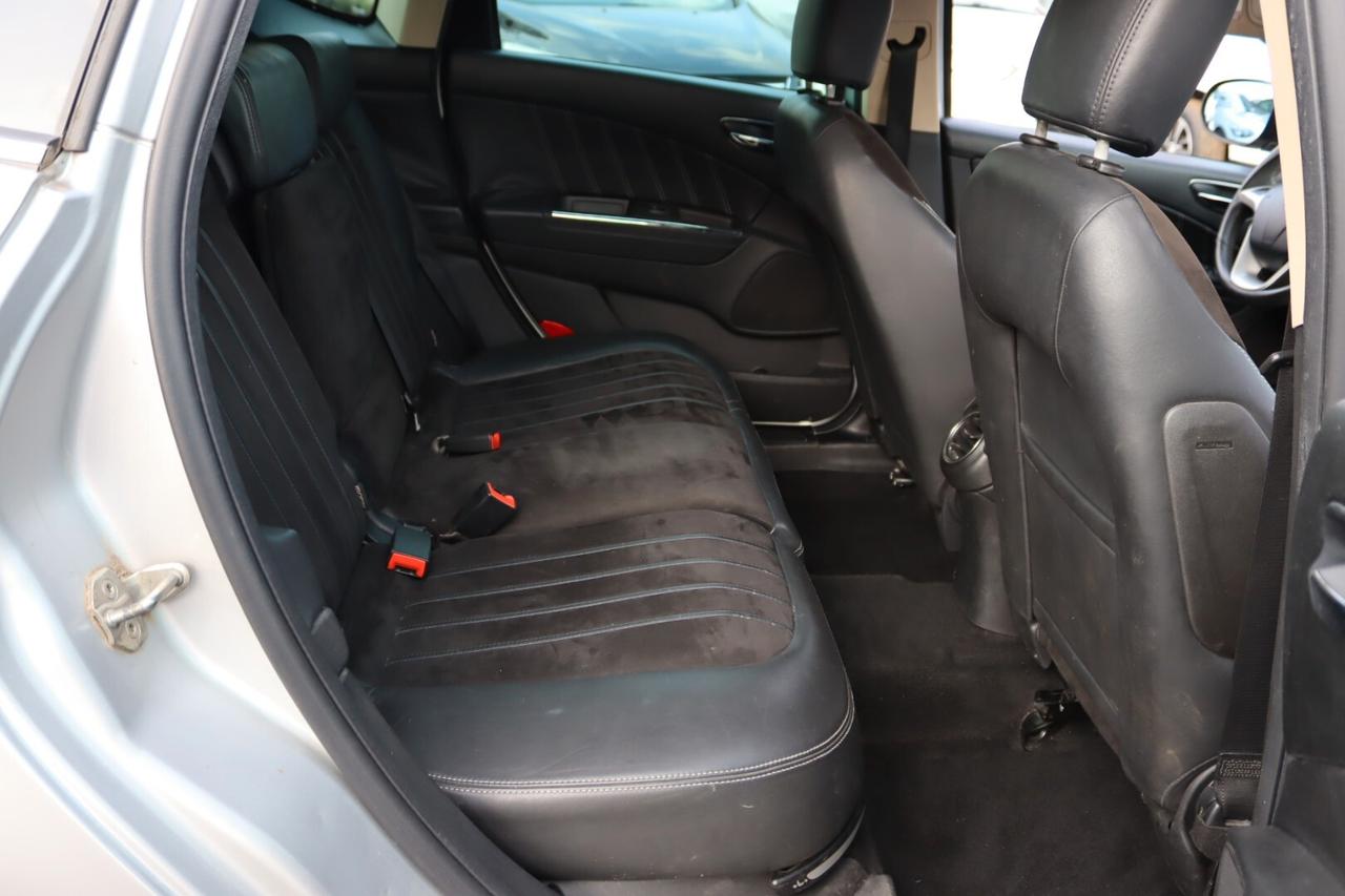 Lancia Delta 1.6 MJT DPF Platino