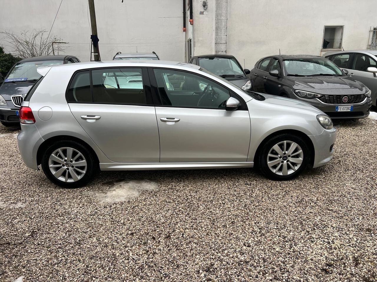 Volkswagen Golf Business 1.6 TDI 5p. Highline