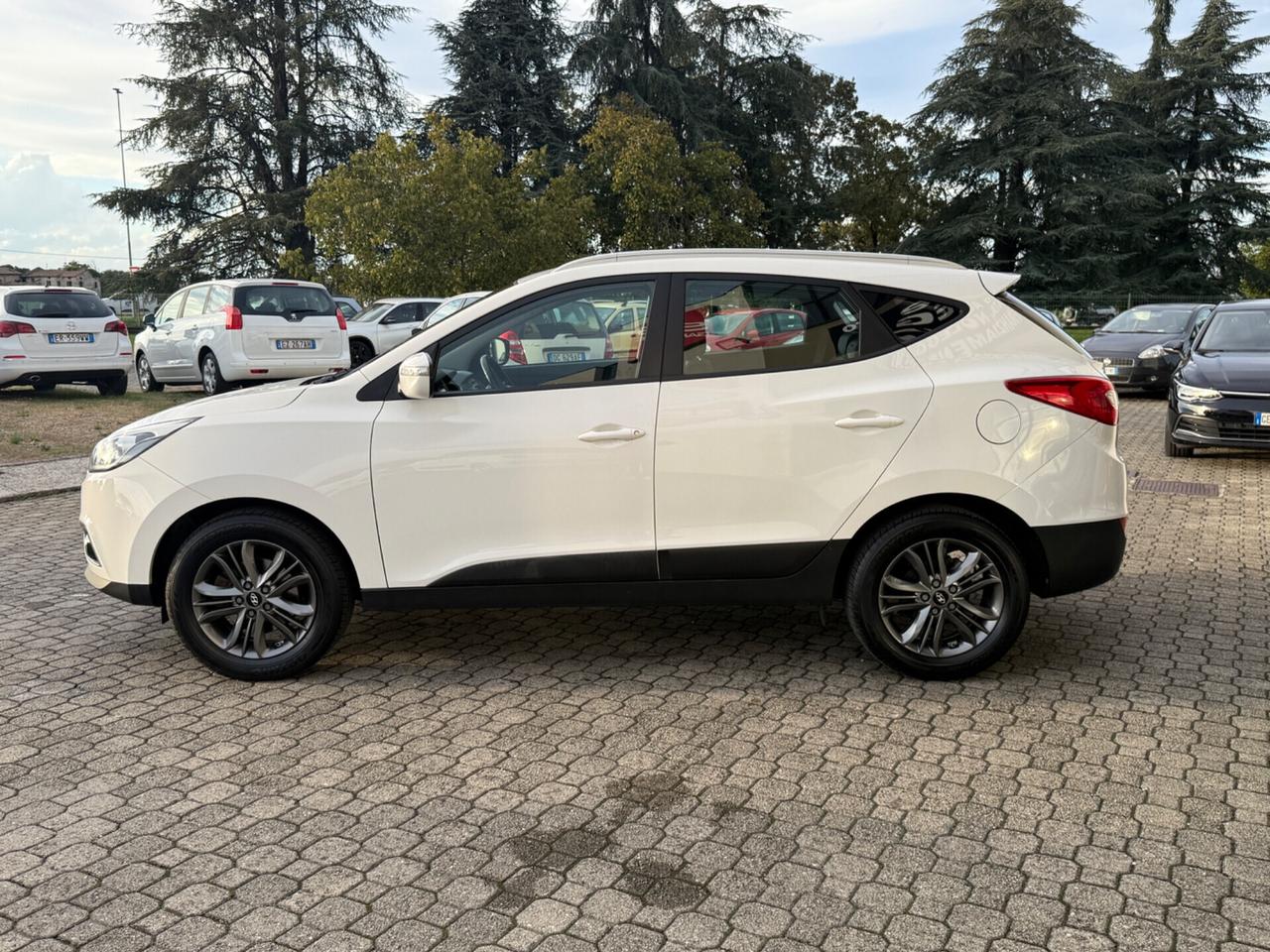 Hyundai iX35 1.6 BENZ.