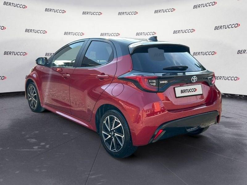 Toyota Yaris 4ª serie 1.5 Hybrid 5 porte Style