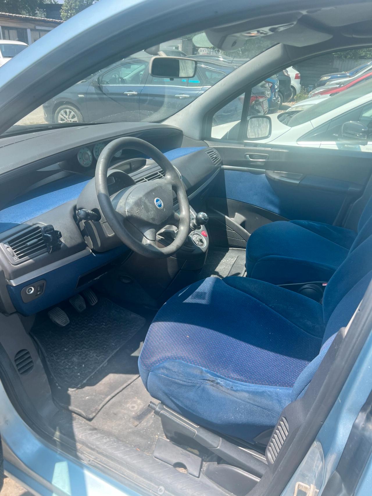Fiat Ulysse 2.2 JTD Emotion